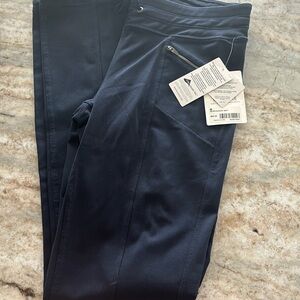 Athleta Metro Slouch in navy!